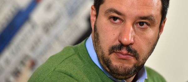 Italian Lega Nord (Northern League) Secretary, Matteo Salvini, speaks during a press conference on December 9, 2015 in Rome Italian Lega Nord (Northern League) Secretary, Matteo Salvini, speaks during a press conference on December 9, 2015 in Rome - Sputnik International