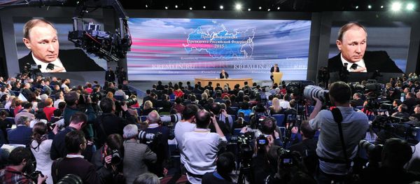 December 17, 2015. Russian President Vladimir Putin at the 11th annual news conference at the World Trade Center on Krasnaya Presnya December 17, 2015. Russian President Vladimir Putin at the 11th annual news conference at the World Trade Center on Krasnaya Presnya - Sputnik International