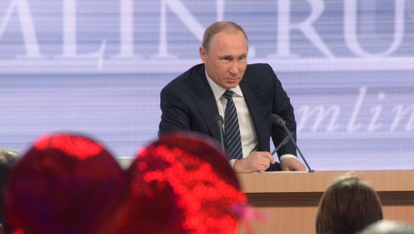 Meet the Press: Vladimir Putin's Annual Press Conference - Sputnik International