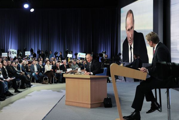 Meet the Press: Vladimir Putin's Annual Press Conference - Sputnik International