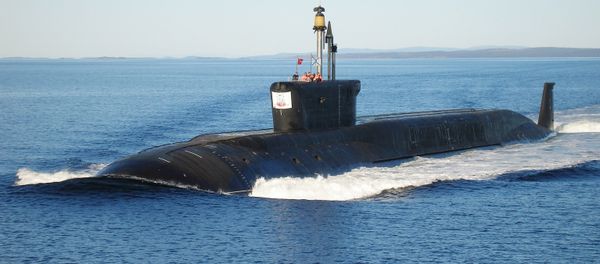 Nuclear submarine (NS) Yuriy Dolgorukiy undergoing sea trials - Sputnik International