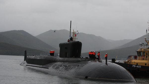 The Alexander Nevsky nuclear submarine crew at a welcome ceremony for the navy's new Borei-class project 955 vessel at the Kamchatka's Vilyuchinsk permanent base - Sputnik International