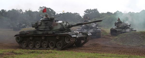 Taiwanese soldiers operate the US-made M60-A3 tanks during a military exercise in Hualien, Taiwan (File) Taiwanese soldiers operate the US-made M60-A3 tanks during a military exercise in Hualien, Taiwan (File) - Sputnik International