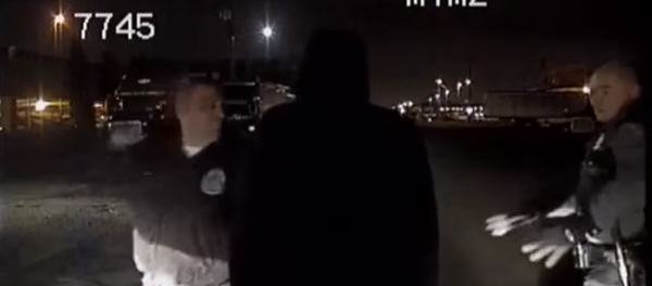 Seattle Cop Violently Assaults Homeless Man for No Reason (VIDEO) - Sputnik International