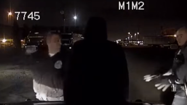 Seattle Cop Violently Assaults Homeless Man for No Reason (VIDEO) Seattle Cop Violently Assaults Homeless Man for No Reason (VIDEO) - Sputnik International