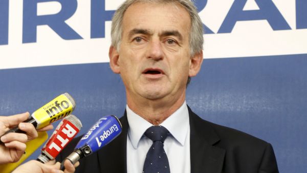 Airfrance Chief Executive Frederic Gagey speaks during a news conference in Paris, France December 20, 2015. - Sputnik International