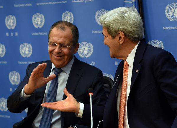 Foreign Minister of Russia Sergey Lavrov (L) and US Secretary of State John Kerry shake hands Foreign Minister of Russia Sergey Lavrov (L) and US Secretary of State John Kerry shake hands - Sputnik International