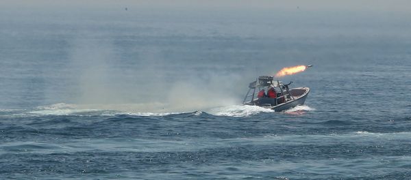 Iran's elite Revolutionary Guard boats attack a naval vessel during a three-day military drill in the Gulf. Iran's elite Revolutionary Guard boats attack a naval vessel during a three-day military drill in the Gulf. - Sputnik International