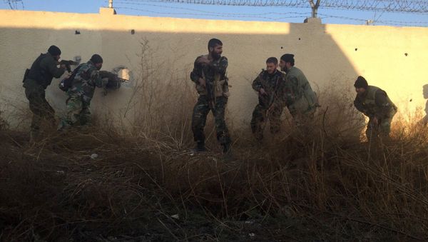 Syrian forces conduct special operation in Damascus suburb Syrian forces conduct special operation in Damascus suburb - Sputnik International