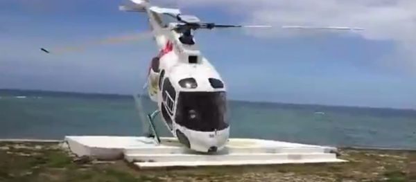Tourists Walk Away From Helicopter Crash at Fiji Resort Tourists Walk Away From Helicopter Crash at Fiji Resort - Sputnik International