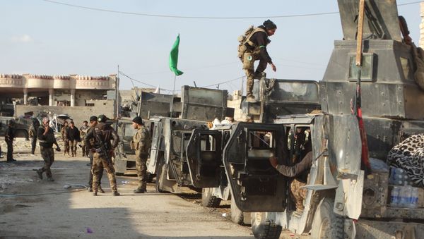Iraqi security forces gather to advance towards the center of Ramadi city, December 24, 2015 - Sputnik International