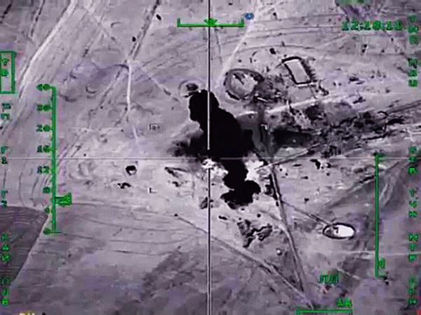 Destruction of oil production and processing facilities in Syria - Sputnik International