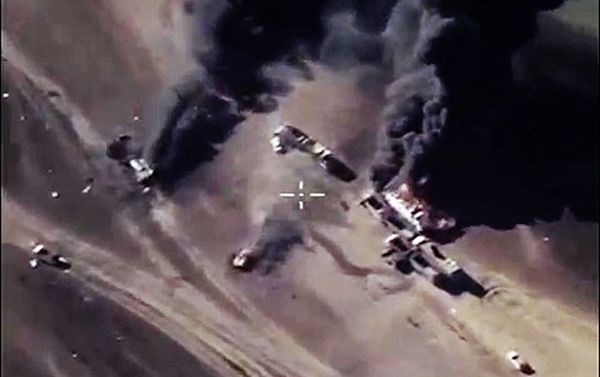 Destruction of oil production and processing facilities in Syria - Sputnik International