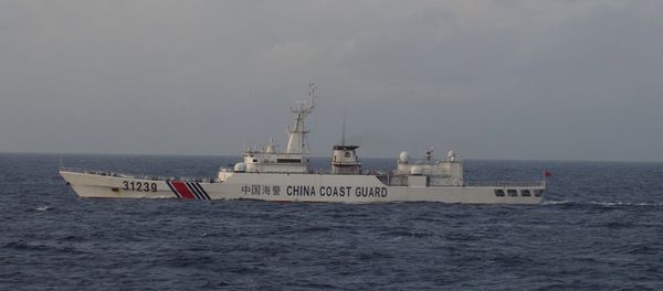 China Coast Guard vessel No. 31239 sails in the East China Sea near the disputed isles known as Senkaku isles in Japan and Diaoyu islands in China, in this handout photo taken and released by the 11th Regional Coast Guard Headquarters-Japan Coast Guard December 22, 2015 China Coast Guard vessel No. 31239 sails in the East China Sea near the disputed isles known as Senkaku isles in Japan and Diaoyu islands in China, in this handout photo taken and released by the 11th Regional Coast Guard Headquarters-Japan Coast Guard December 22, 2015 - Sputnik International