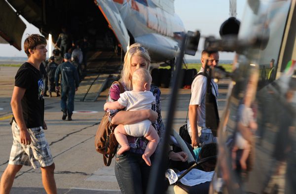 Battling Disasters, Saving Lives: Emergency Rescue Workers of Russia - Sputnik International