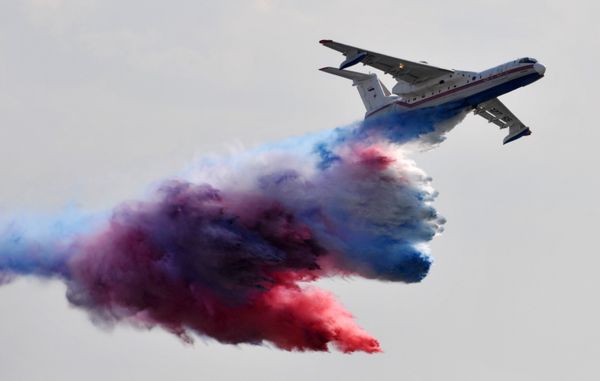 Battling Disasters, Saving Lives: Emergency Rescue Workers of Russia - Sputnik International