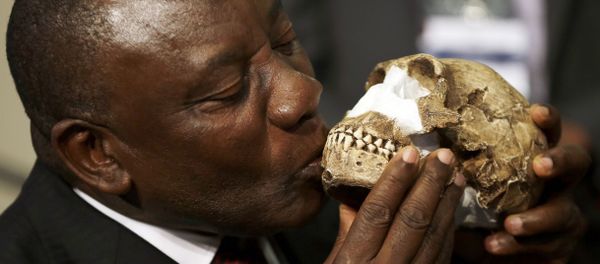 South Africa Deputy President Cyril Ramaphosa, kisses a reconstruction of Homo naledi's face during a news conference at Maropeng Cradle of Humankind World Heritage Site in Magaliesburg, South Africa, Thursday, Sept. 10, 2015 South Africa Deputy President Cyril Ramaphosa, kisses a reconstruction of Homo naledi's face during a news conference at Maropeng Cradle of Humankind World Heritage Site in Magaliesburg, South Africa, Thursday, Sept. 10, 2015 - Sputnik International