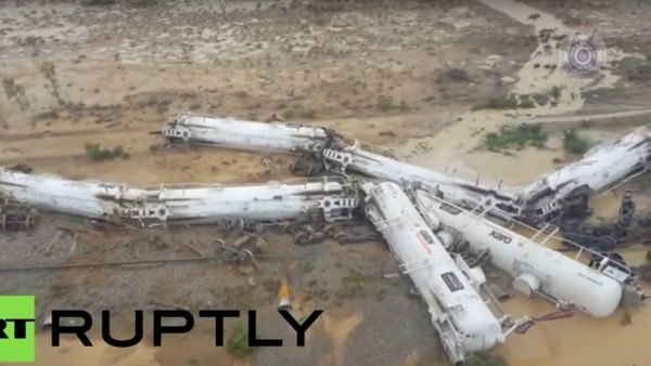 Freight train carrying sulphuric acid derails in Australia - Sputnik International