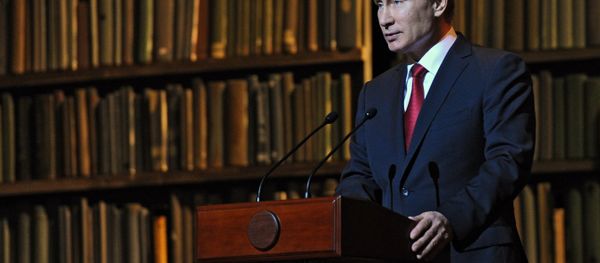 Russian President Vladimir Putin speaks at the ceremony closing the Year of Literature and opening the Year of Cinema at the State Academic Mariinsky Theater's Second Stage, December 14, 2015 - Sputnik International