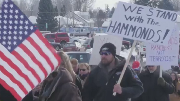 USA: Armed militia occupy federal building in Oregon - Sputnik International