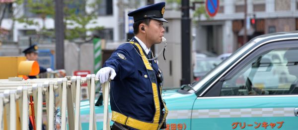 Police officer  in Tokyo - Sputnik International