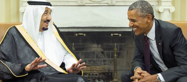President Barack Obama, right, meets with King Salman of Saudi Arabia in the Oval Office of the White House, on Friday, Sept. 4, 2015, in Washington. - Sputnik International