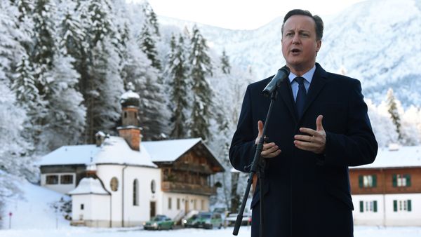 British Prime Minister David Cameron gives a statement after his visit at a meeting of the German conservative Christian Social Union (CSU) party in Wildbad Kreuth, southern Germany, on January 7, 2016. British Prime Minister David Cameron gives a statement after his visit at a meeting of the German conservative Christian Social Union (CSU) party in Wildbad Kreuth, southern Germany, on January 7, 2016. - Sputnik International
