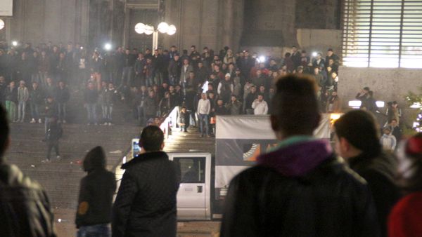 Picture taken on December 31, 2015 shows people gathering in front of the main railway station in Cologne, western Germany Picture taken on December 31, 2015 shows people gathering in front of the main railway station in Cologne, western Germany - Sputnik International