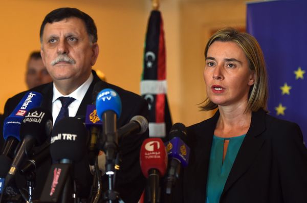 Libyan Prime Minister Fayez al-Sarraj (L) and EU foreign policy chief Federica Mogherini (R) attend a joint press conference in Tunis on January 8, 2016. Libyan Prime Minister Fayez al-Sarraj (L) and EU foreign policy chief Federica Mogherini (R) attend a joint press conference in Tunis on January 8, 2016. - Sputnik International