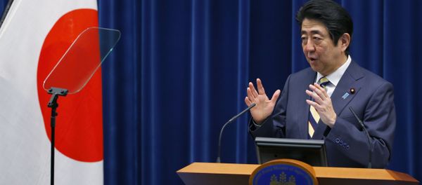 Japanese Prime Minister Shinzo Abe delivers a speech during a new year's press conference at his official residence in Tokyo, Monday, Jan. 4, 2016 Japanese Prime Minister Shinzo Abe delivers a speech during a new year's press conference at his official residence in Tokyo, Monday, Jan. 4, 2016 - Sputnik International