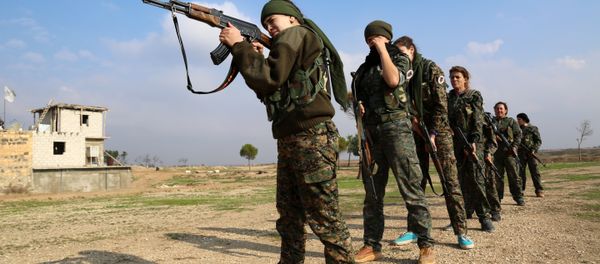 We have proved that women can hold their own in the fight against Daesh, according to Servin Rojava, commander of an all-female branch of the Kurdish People's Protection Units - Sputnik International