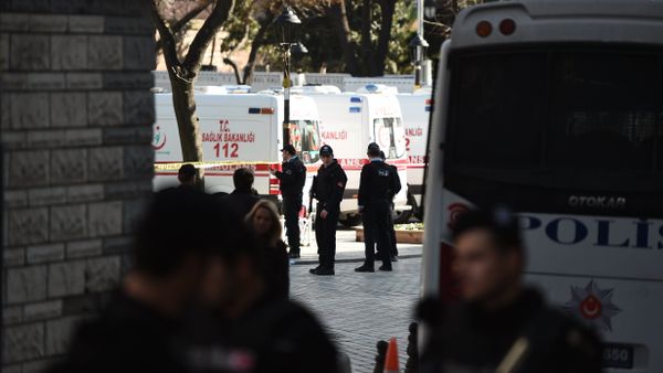Turkish police stand next to ambulances as they block access to the Blue Mosque area on January 12, 2016 after a blast in Istanbul's tourist hub of Sultanahmet left 10 people dead Turkish police stand next to ambulances as they block access to the Blue Mosque area on January 12, 2016 after a blast in Istanbul's tourist hub of Sultanahmet left 10 people dead - Sputnik International