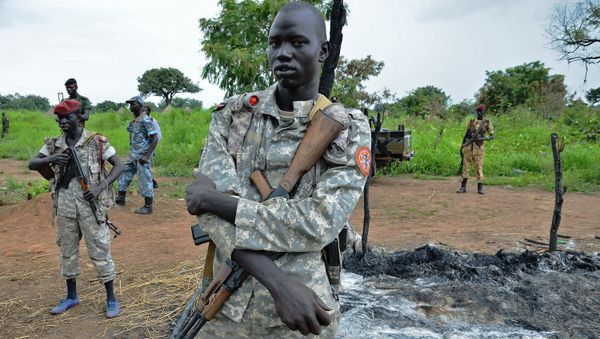 South Sudanese SPLA soldiers are pictured in Pageri in Eastern Equatoria state South Sudanese SPLA soldiers are pictured in Pageri in Eastern Equatoria state - Sputnik International