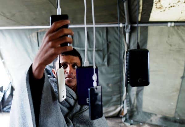 This is the first crisis in the history of humanity where mobile Internet is playing a key role, Pohjavirta told Sputnik. This is the first crisis in the history of humanity where mobile Internet is playing a key role, Pohjavirta told Sputnik. - Sputnik International