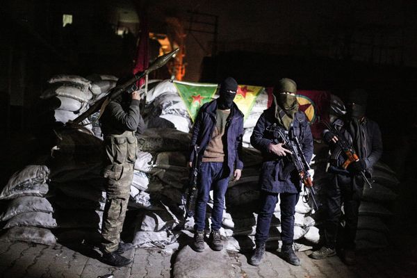 Militants of the Kurdistan Workers' Party, or PKK, stand at a barricade in Sirnak, Turkey. (File) Militants of the Kurdistan Workers' Party, or PKK, stand at a barricade in Sirnak, Turkey. (File) - Sputnik International