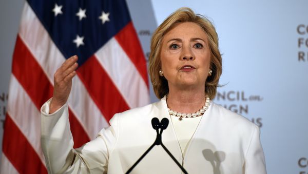 Democratic presidential hopeful Hillary Clinton Democratic presidential hopeful Hillary Clinton - Sputnik International