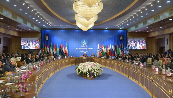 November 23, 2015. Russian President Vladimir Putin attends the summit of the heads of state and government of the Gas Exporting Countries Forum in Tehran November 23, 2015. Russian President Vladimir Putin attends the summit of the heads of state and government of the Gas Exporting Countries Forum in Tehran - Sputnik International