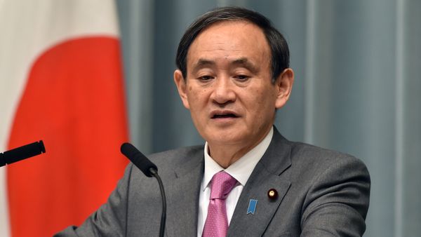 Japan's Chief Cabinet Secretary Yoshihide Suga speaks at a press conference at the prime minister's official residence in Tokyo on March 19, 2015 Japan's Chief Cabinet Secretary Yoshihide Suga speaks at a press conference at the prime minister's official residence in Tokyo on March 19, 2015 - Sputnik International