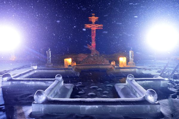 Russian Spirit: Epiphany Bathing Across the Country Russian Spirit: Epiphany Bathing Across the Country - Sputnik International