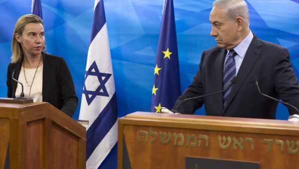EU Foreign Affairs and Security Policy Federica Mogherini, left, speaks during a joint news conference with Israeli Prime Minister Benjamin Netanyahu. - Sputnik International