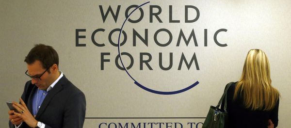 Attendees use their mobile device during the annual meeting of the World Economic Forum (WEF) in Davos, Switzerland January 20, 2016 Attendees use their mobile device during the annual meeting of the World Economic Forum (WEF) in Davos, Switzerland January 20, 2016 - Sputnik International