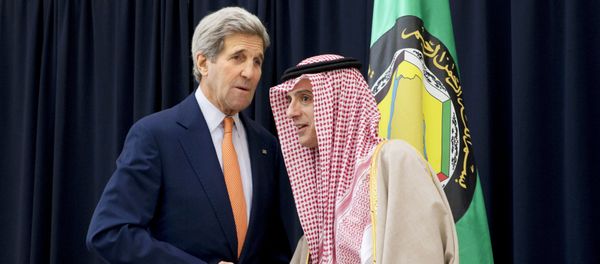 US Secretary of State John Kerry (L) and Saudi Foreign Minister Adel al-Jubeir shake hands after speaking to the media together at King Salman Regional Air Base in Riyadh, Saudi Arabia, January 23, 2016. US Secretary of State John Kerry (L) and Saudi Foreign Minister Adel al-Jubeir shake hands after speaking to the media together at King Salman Regional Air Base in Riyadh, Saudi Arabia, January 23, 2016. - Sputnik International