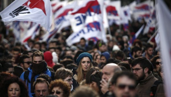 Supporters of the Communist-affiliated union PAME participate in a rally opposing planned reforms in the country's pension system in Athens, on Saturday, Jan. 23, 2016. Supporters of the Communist-affiliated union PAME participate in a rally opposing planned reforms in the country's pension system in Athens, on Saturday, Jan. 23, 2016. - Sputnik International