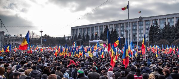 Participants in the anti-government rally in Chisinau - Sputnik International
