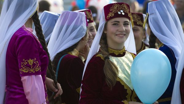 Women in national dresses on City Day in Sudak, Crimea - Sputnik International
