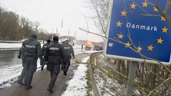 (FILES) This file photo taken on January 09, 2016 shows Danish police officers walking at the Danish-German border on January 9, 2016 in Krusaa, Denmark (FILES) This file photo taken on January 09, 2016 shows Danish police officers walking at the Danish-German border on January 9, 2016 in Krusaa, Denmark - Sputnik International