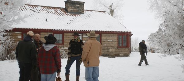 Supporters wait while a meeting takes place with Ammon Bundy, Ryan Bundy and the Pacific Patriots Network, who are attempting to resolve the occupation at the Malheur National Wildlife Refuge, near Burns, Oregon, January 9, 2016. Supporters wait while a meeting takes place with Ammon Bundy, Ryan Bundy and the Pacific Patriots Network, who are attempting to resolve the occupation at the Malheur National Wildlife Refuge, near Burns, Oregon, January 9, 2016. - Sputnik International