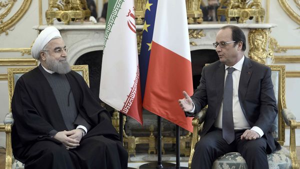French President Francois Hollande (R) meets Iran's President Hassan Rouhani at the Elysee Palace in Paris, France, January 28, 2016 French President Francois Hollande (R) meets Iran's President Hassan Rouhani at the Elysee Palace in Paris, France, January 28, 2016 - Sputnik International
