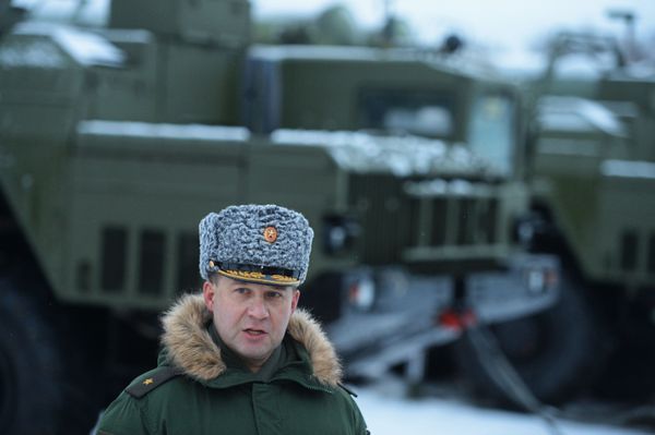 Ultimate Protector: S-400 Triumf Air Defense Systems Shield Moscow Skies - Sputnik International