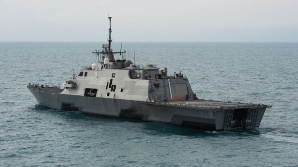 Littoral combat ship USS Fort Worth (LCS 3)  - Sputnik International